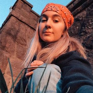 Meet your Posher, Rya